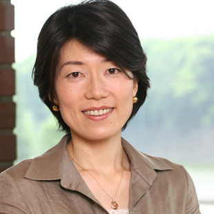 大井暁子 サービス部門（91年入社）