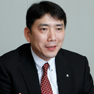 朝来野敦 コマーシャル営業部門（94年入社）