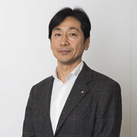 サービス部門　東京海上ホールディングス事業戦略部・デジタル戦略室　General Manager 住　隆幸